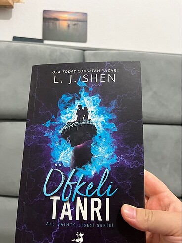 Öfkeli tanrı