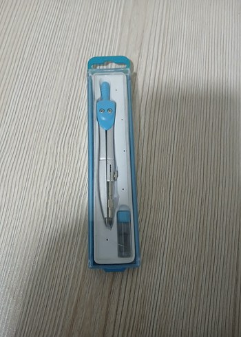 büyük boy teknik çizim cetvelleri ve 12 parça set - Görsel 5