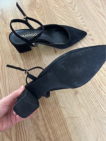 37 Beden siyah Renk Mango topuklu ayakkabı