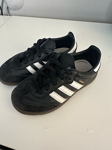 26 Beden siyah Renk Adidas samba çocuk