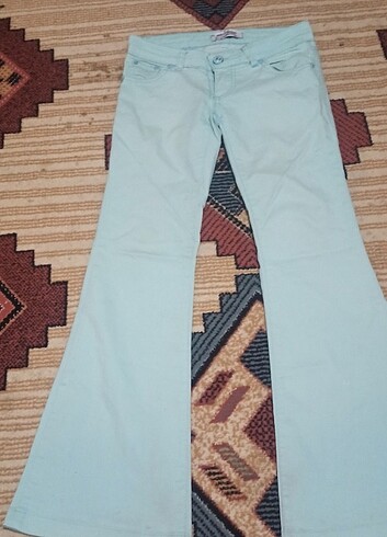 Bayan pantolonu 
