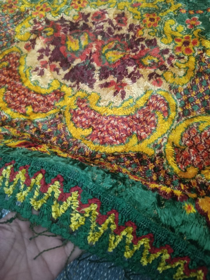 Klasik Desenli Çok Renkli Halı - Görsel 5