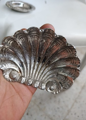 Parlak Metalik Vintage Deniz Kabuklu pirinç küllük