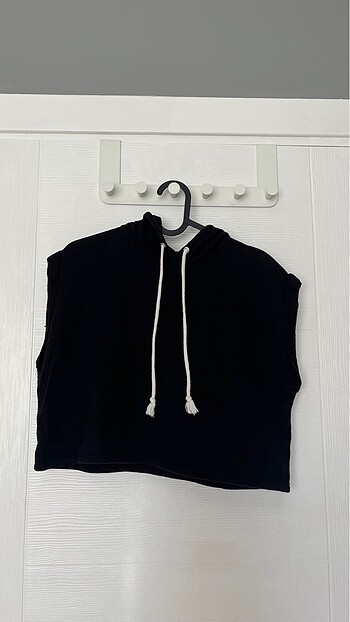 siyah crop sweat