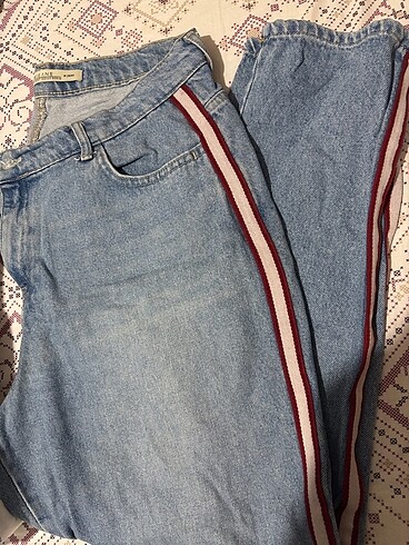 Lcw mom jean