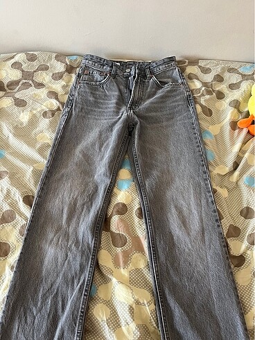 Zara straight JEAN