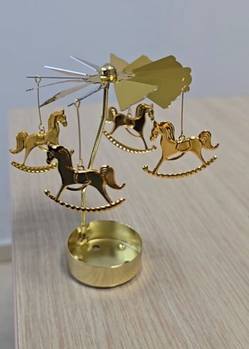 Altın Renkli Dönen Atlı Karınca Mumluk - Görsel 5