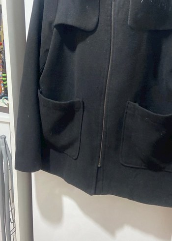 Zara Siyah Tüylü Midi Kadın Kaban