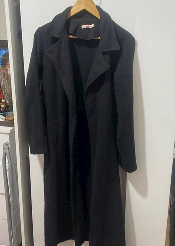 Siyah Uzun Minimalist Kadın Kaban
