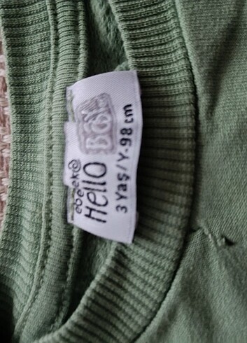 Sweatshirt