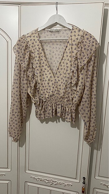 Pull&bear fırfırlı bluz