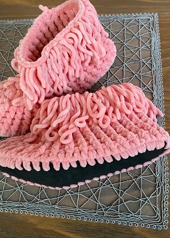 Kız Çocuk Pembe Örgü Sıcak Ev Terliği - Görsel 3