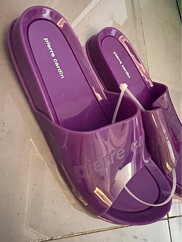 37 Beden mor Renk Pierre cardin terlik