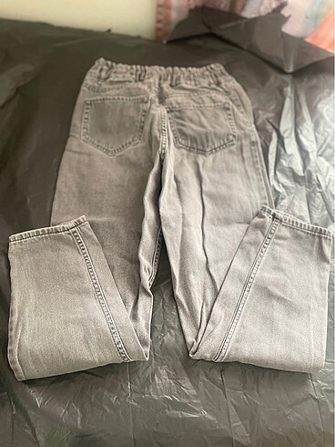 28 Beden gri Renk JEAN PANTOLON