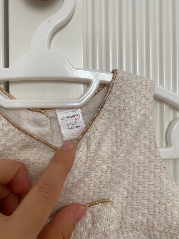 Kız Çocuk Beyaz Keten Fiyonk Detaylı Elbise - Görsel 3