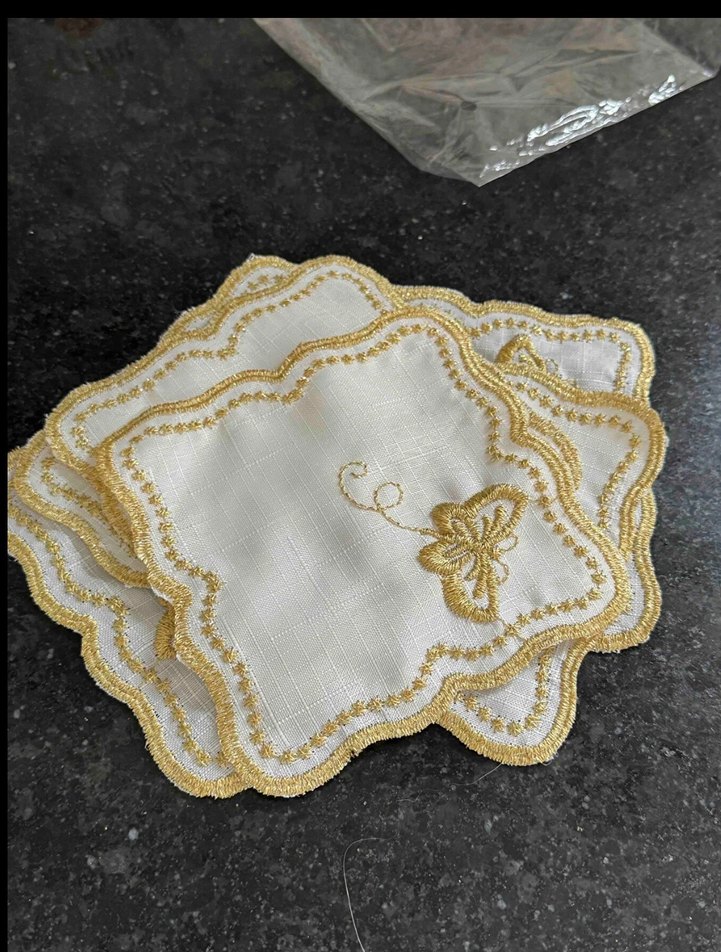 Beyaz Nakışlı kahve mendili - Görsel 2