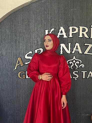 38 Beden kırmızı Renk Abiye
