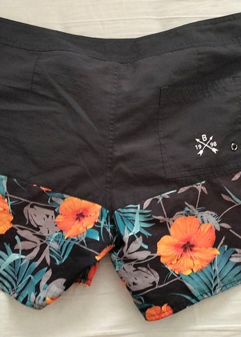 Çiçek Desenli Erkek Berskha Şort Mayo - Görsel 2