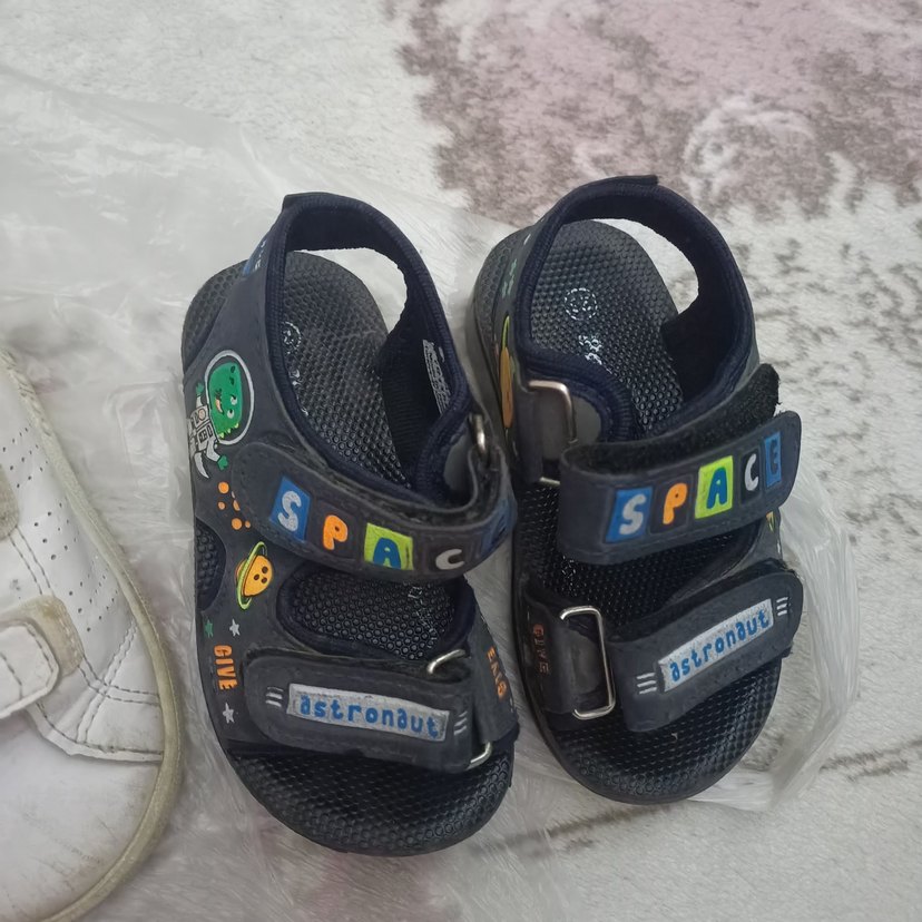 adidas bebek ayakkabisi ve sandalet - Görsel 4