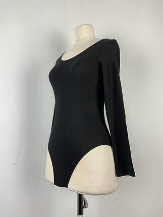 H&M H&M Bluz %70 İndirimli.