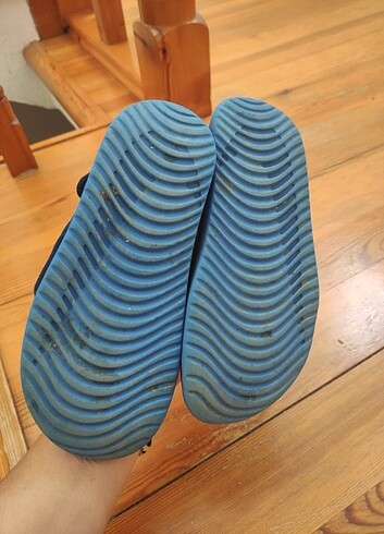 32 Beden Nike sandalet 