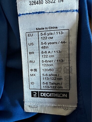 5 Yaş Beden mavi Renk Decathlon 5-6 yaş UV korumalı tshirt