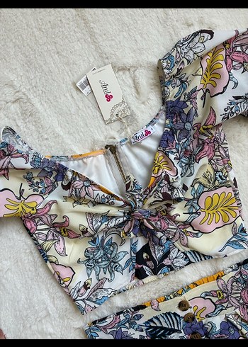 Büstiyer etek takım - Görsel 3