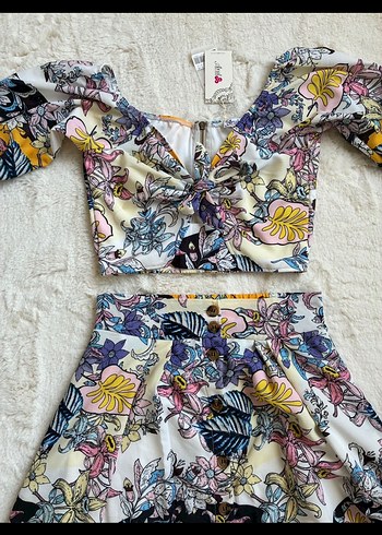 Büstiyer etek takım - Görsel 2