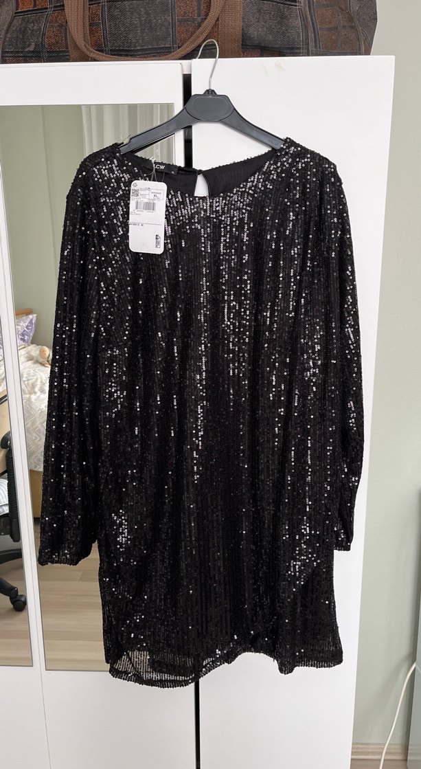 Siyah Uzun Kollu Drapeli Midi Abiye Elbise - Görsel 2