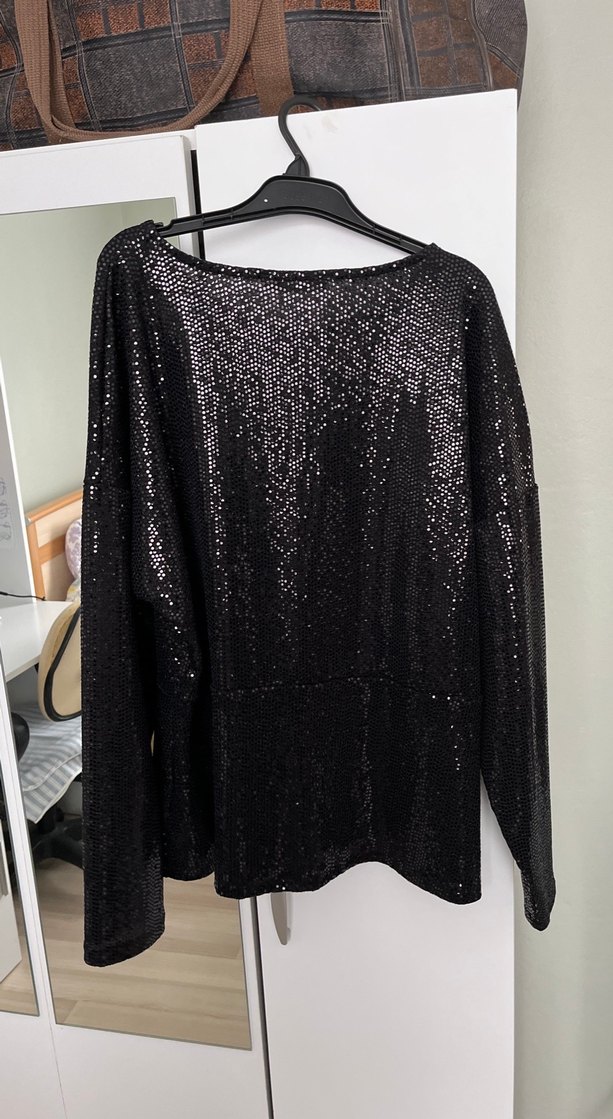 Siyah Parlak Uzun Kollu Bluz - Görsel 5