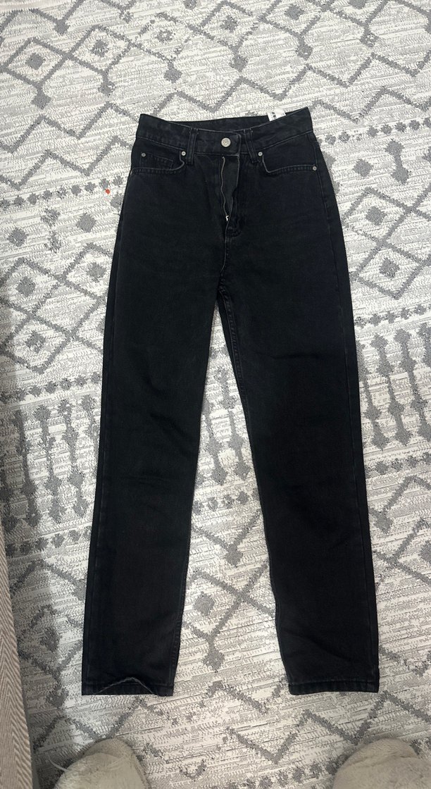 Zincir Detaylı Siyah Yılan Baskılı Kadın Kot - Görsel 2