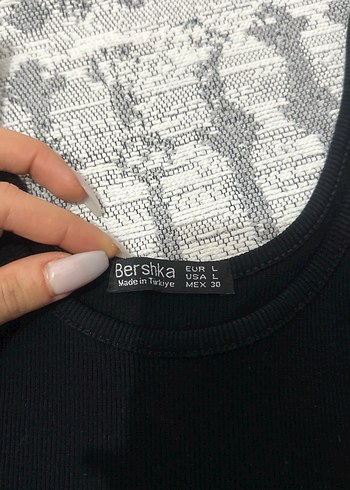 Siyah Kadın Kolsuz Atlet - Görsel 2