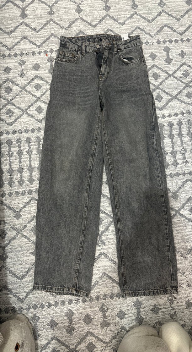 Gri Zincir Detaylı Kadın Denim Pantolon - Görsel 2