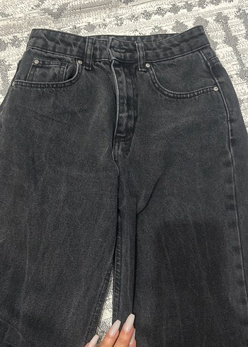 Siyah Kadın Kot Pantolon, Kemerli, Dar Kesim - Görsel 2