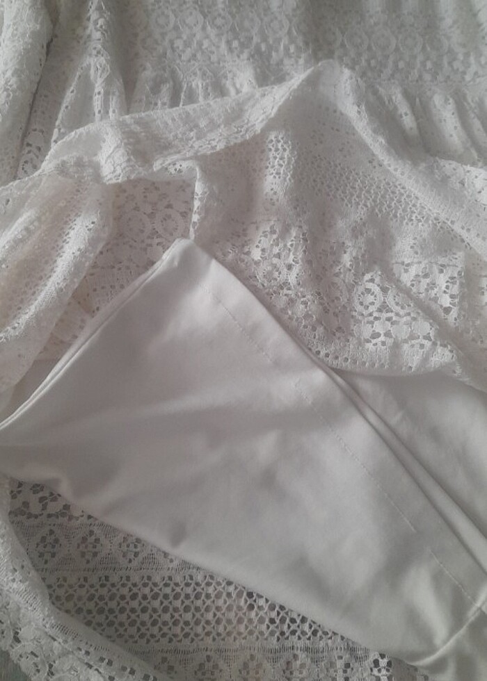 Dantelli kısa elbise - Görsel 4