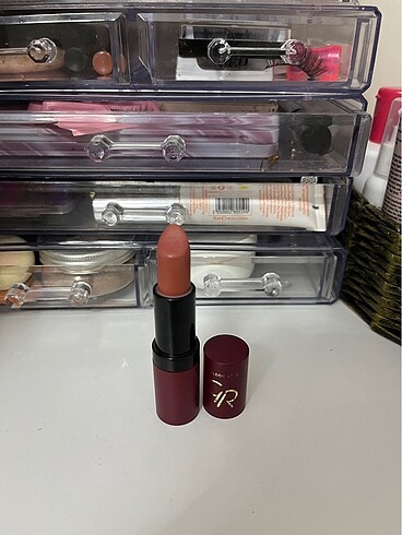 Beden pembe Renk golden rose velvet matte lipstick 27