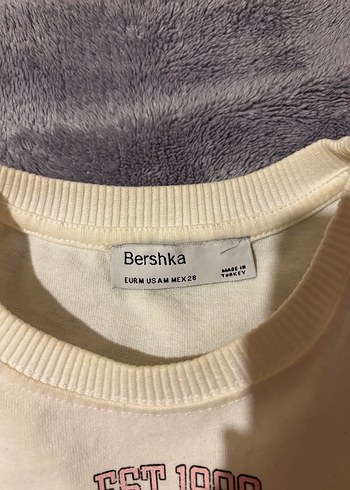 bershka crop - Görsel 2