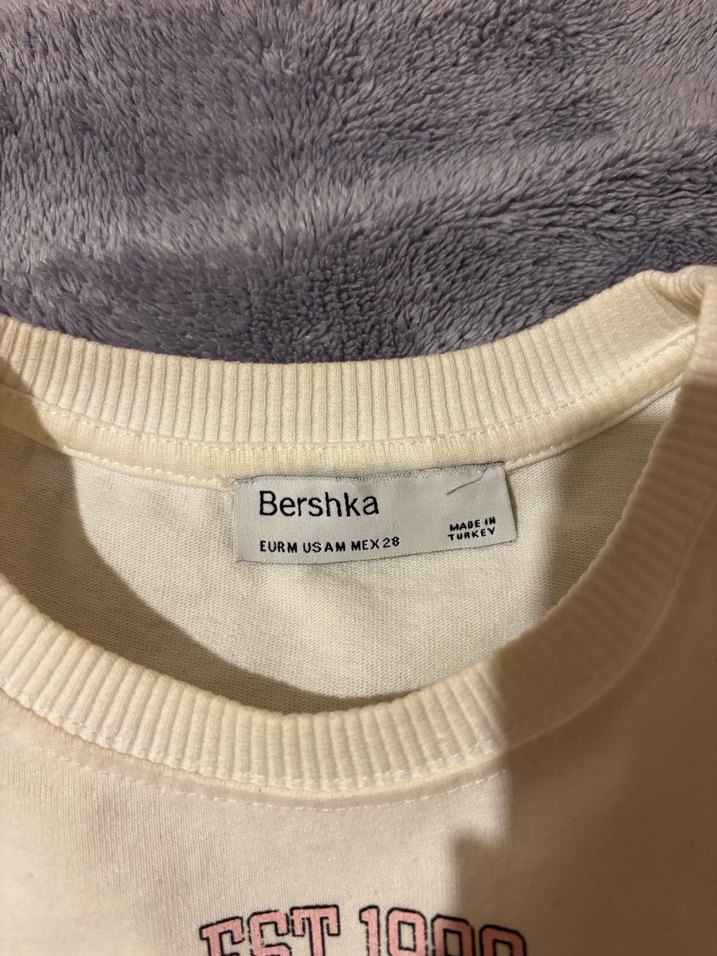 bershka crop - Görsel 2