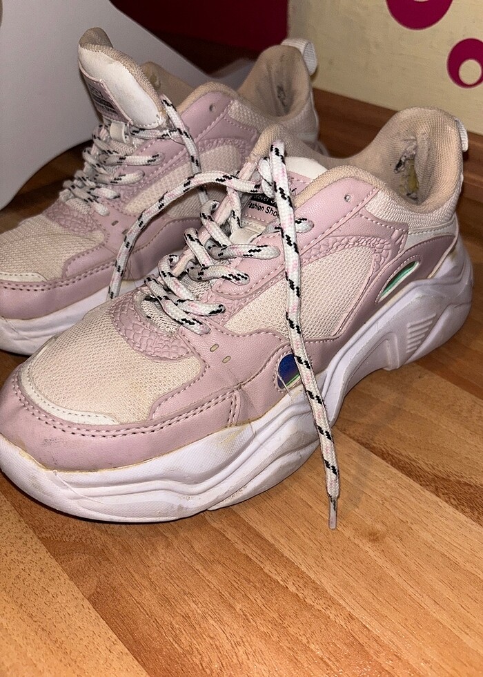 Kadın ayakkabı - Görsel 3