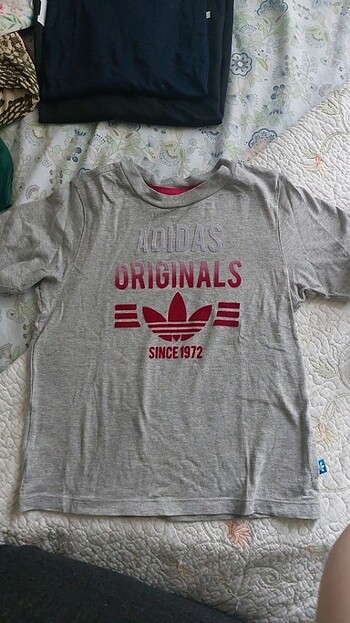 Adidas original tshirt