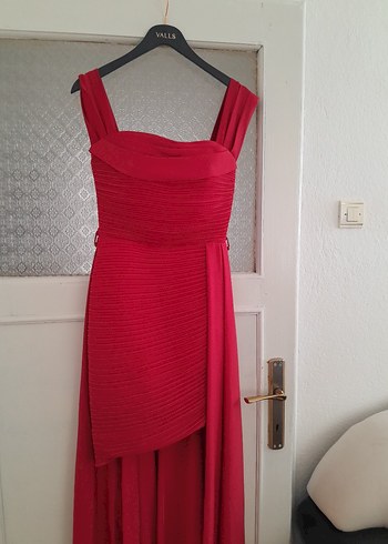 Kırmızı Drapeli Uzun Abiye Elbise - Görsel 8