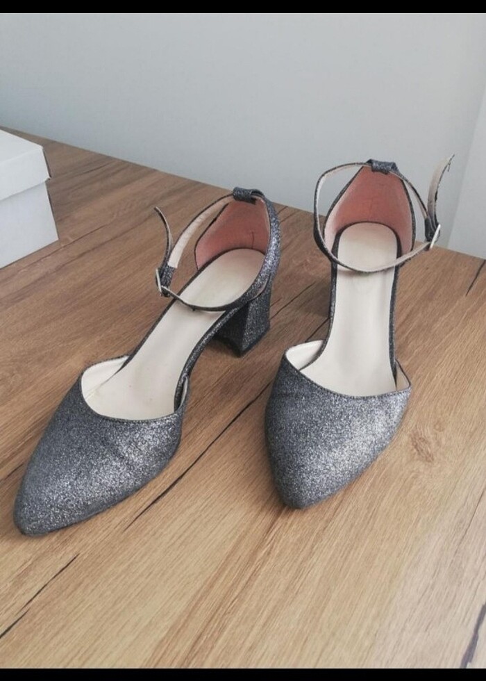 Topuklu ayakkabı  - Görsel 2