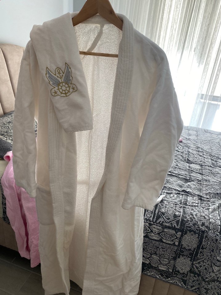 Nakışlı Bornoz ve Havlu Seti Yetişkinler için - Görsel 2