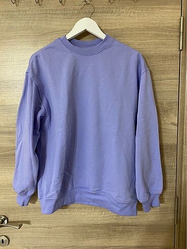 HM sweatshirt