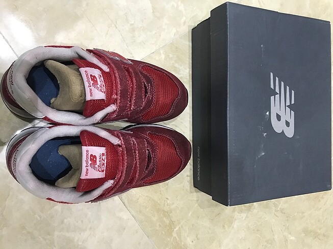 32 Beden kırmızı Renk New Balance Classic 32,5 Kırmızı Spor Ayakkabı