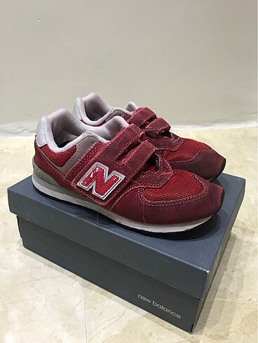 New Balance New Balance Classic 32,5 Kırmızı Spor Ayakkabı