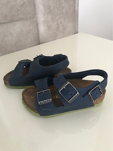 24 Beden lacivert Renk Birkenstock orjinal 24 numara Sandalet