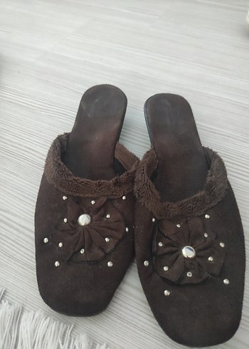Kahverengi Süet Kadın Terlik