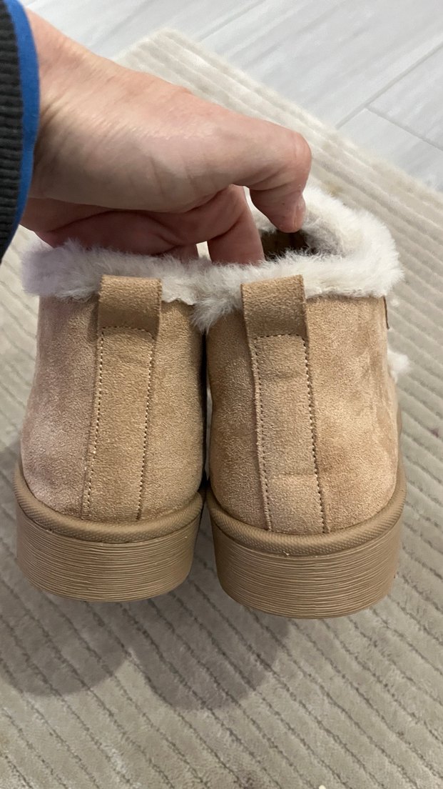 Bej  Kadın Kürklü  Bot - Görsel 3