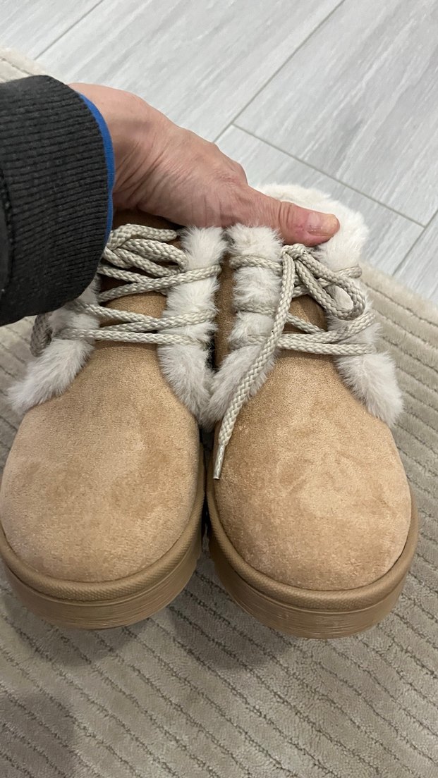 Bej  Kadın Kürklü  Bot - Görsel 4